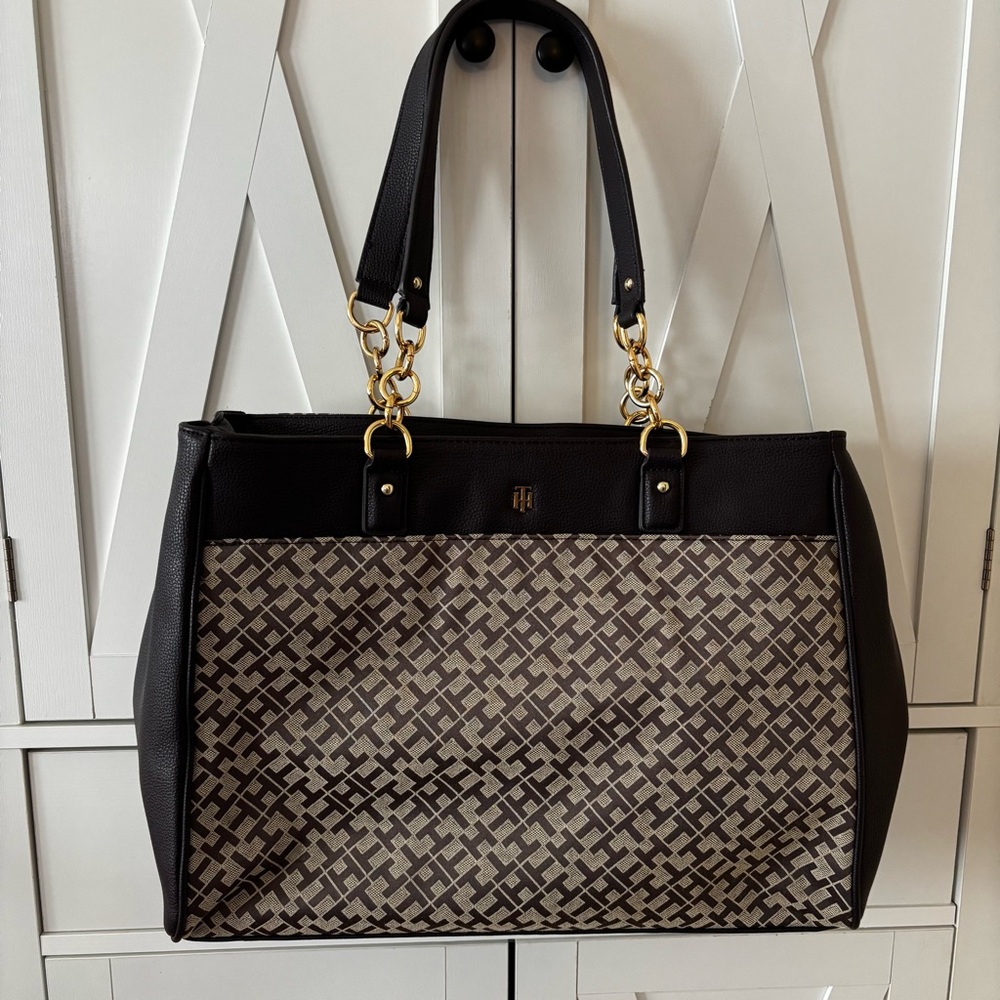 Like New! Tommy Hilfiger Tote